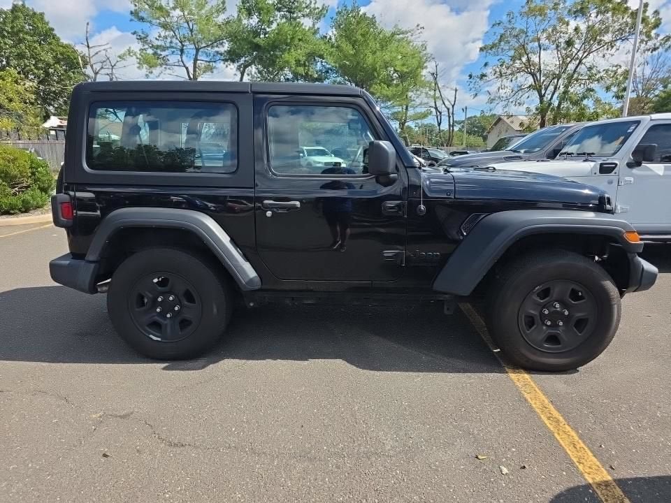 2022 Jeep Wrangler Sport 4x4