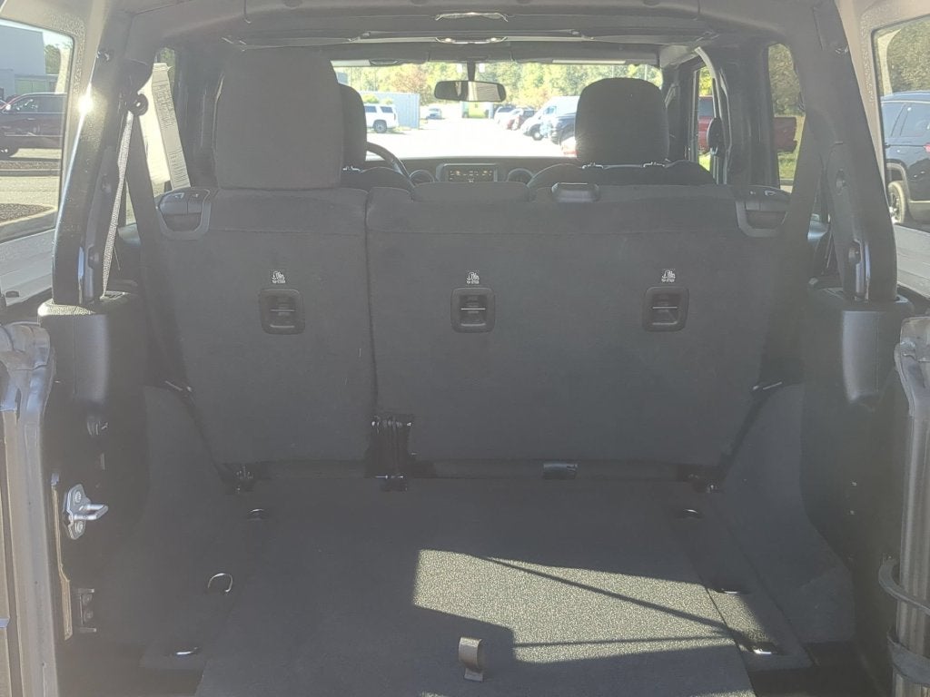 2022 Jeep Wrangler Unlimited Willys 4x4