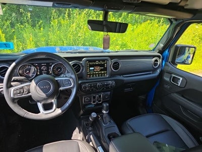 2022 Jeep Wrangler Unlimited Sahara 4x4