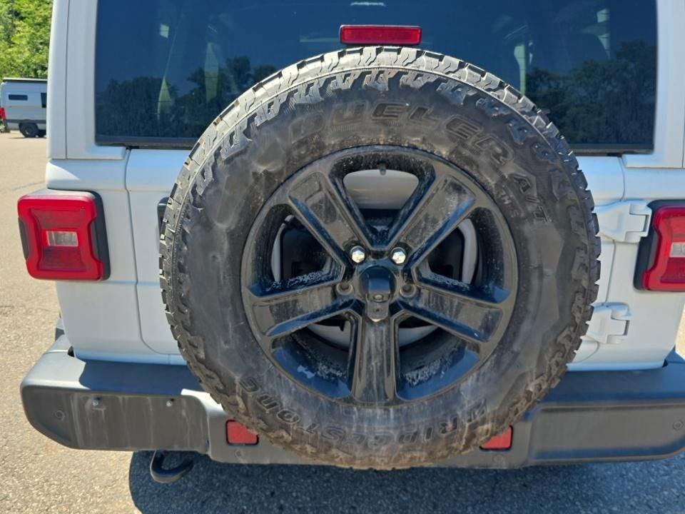 2022 Jeep Wrangler Unlimited Sahara Altitude 4x4
