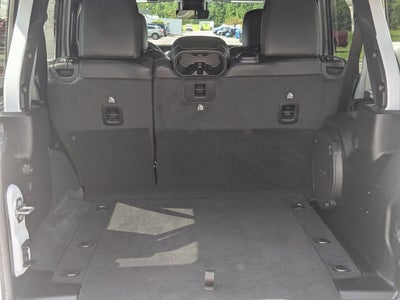 2022 Jeep Wrangler Unlimited Sahara Altitude 4x4