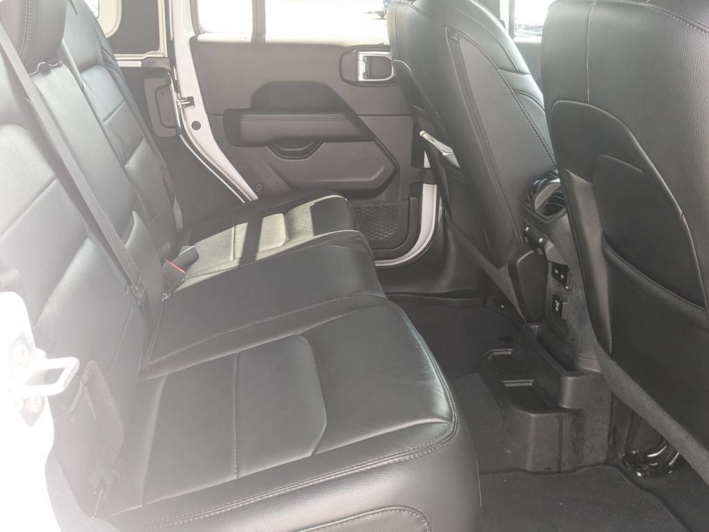 2022 Jeep Wrangler Unlimited Sahara Altitude 4x4