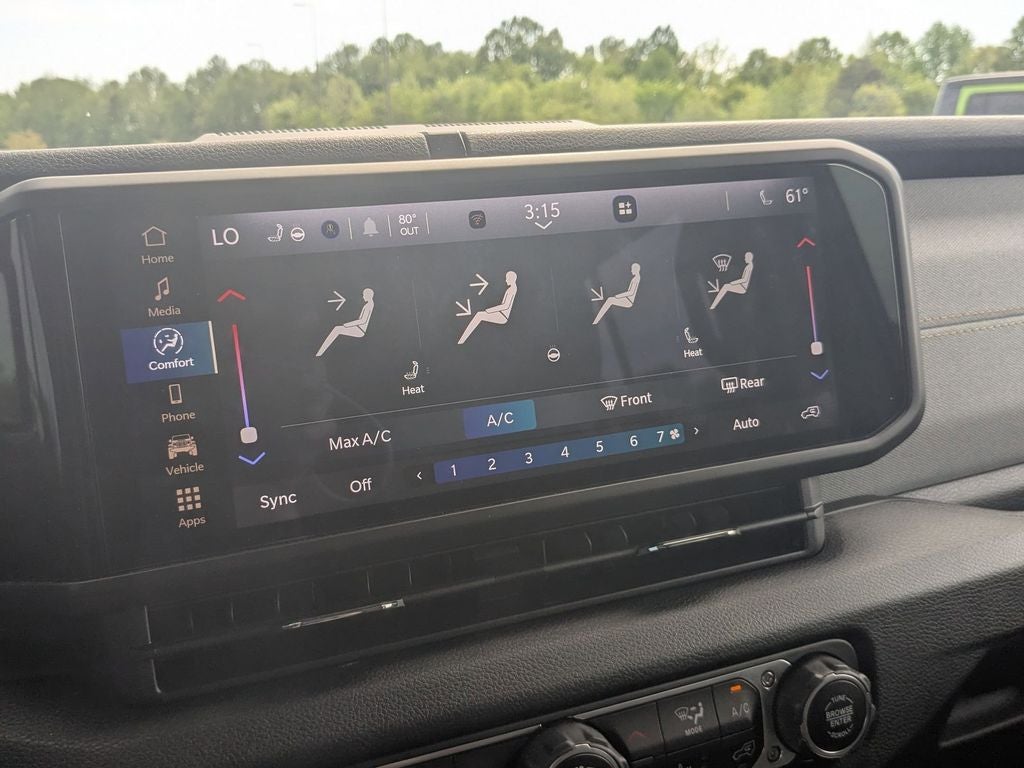 2024 Jeep Wrangler 4-Door Willys 4x4