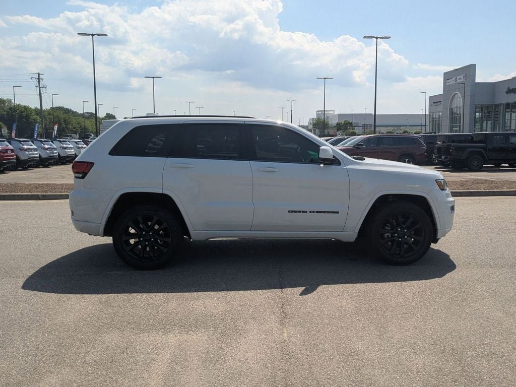 2021 Jeep Grand Cherokee Laredo X 4x4