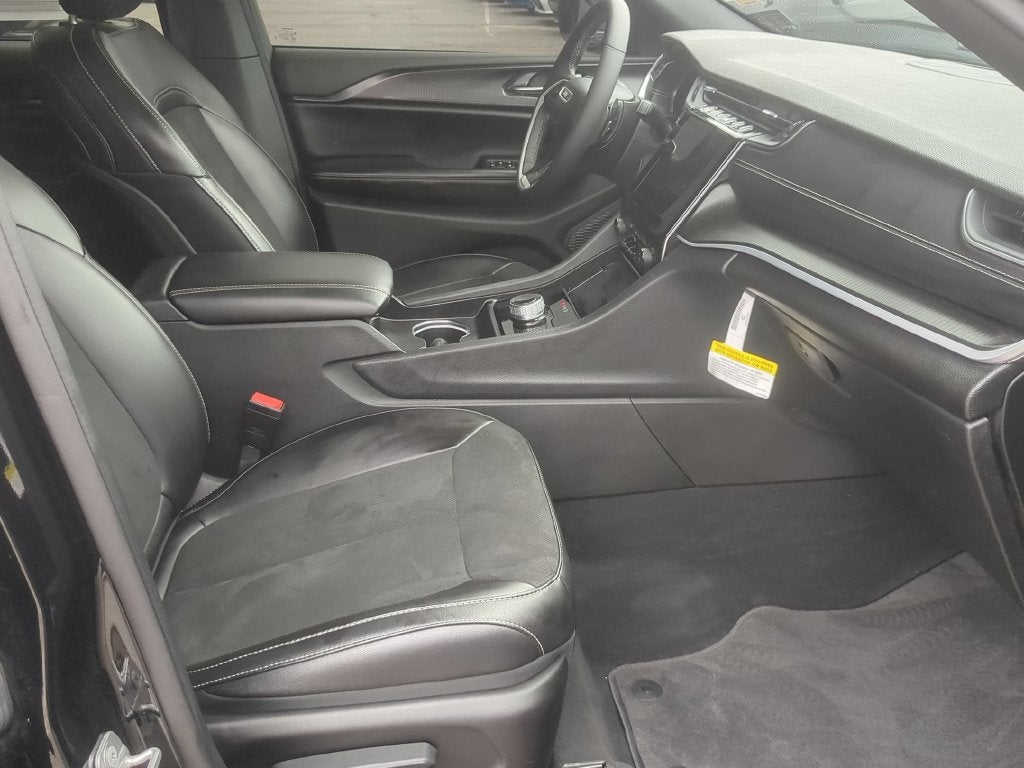 2025 Jeep Grand Cherokee Altitude X 4x4