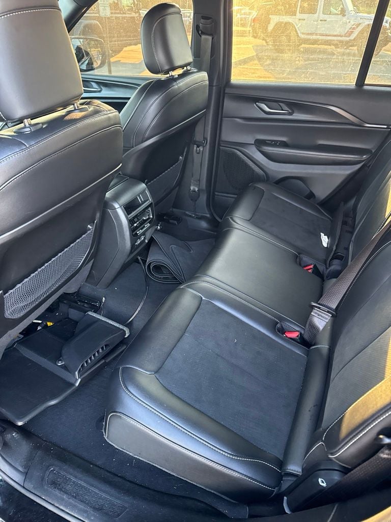 2025 Jeep Grand Cherokee Altitude X 4x4