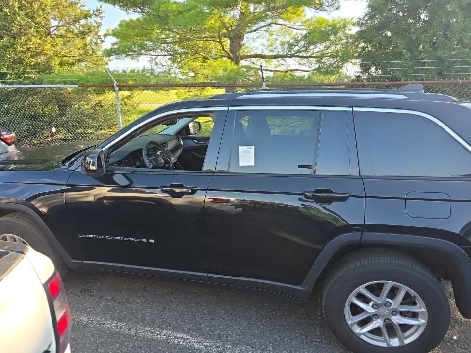 2023 Jeep Grand Cherokee Laredo 4x4