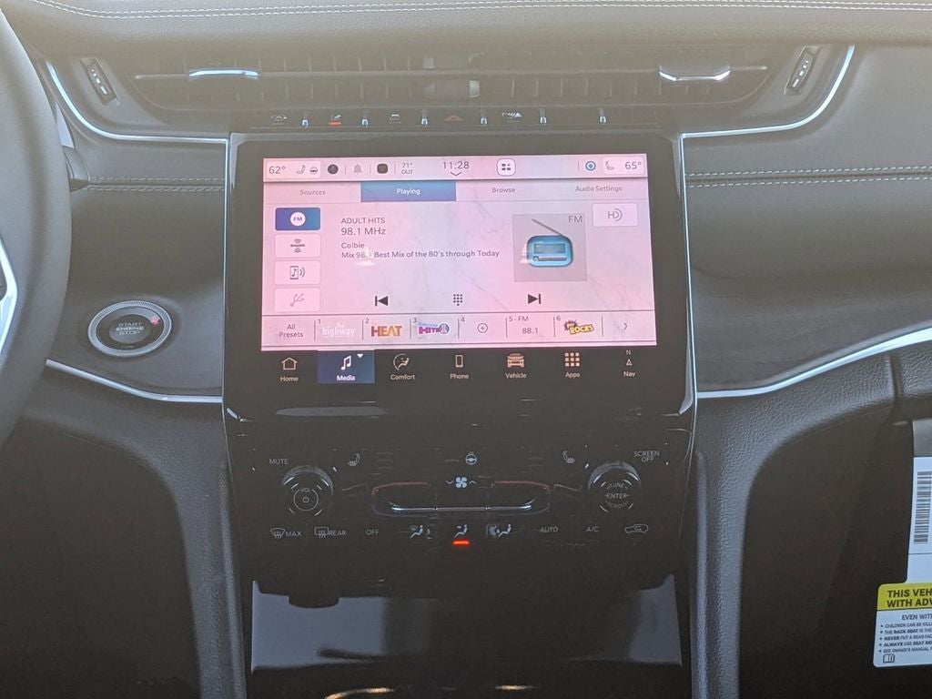 2025 Jeep Grand Cherokee GRAND CHEROKEE LIMITED 4X4