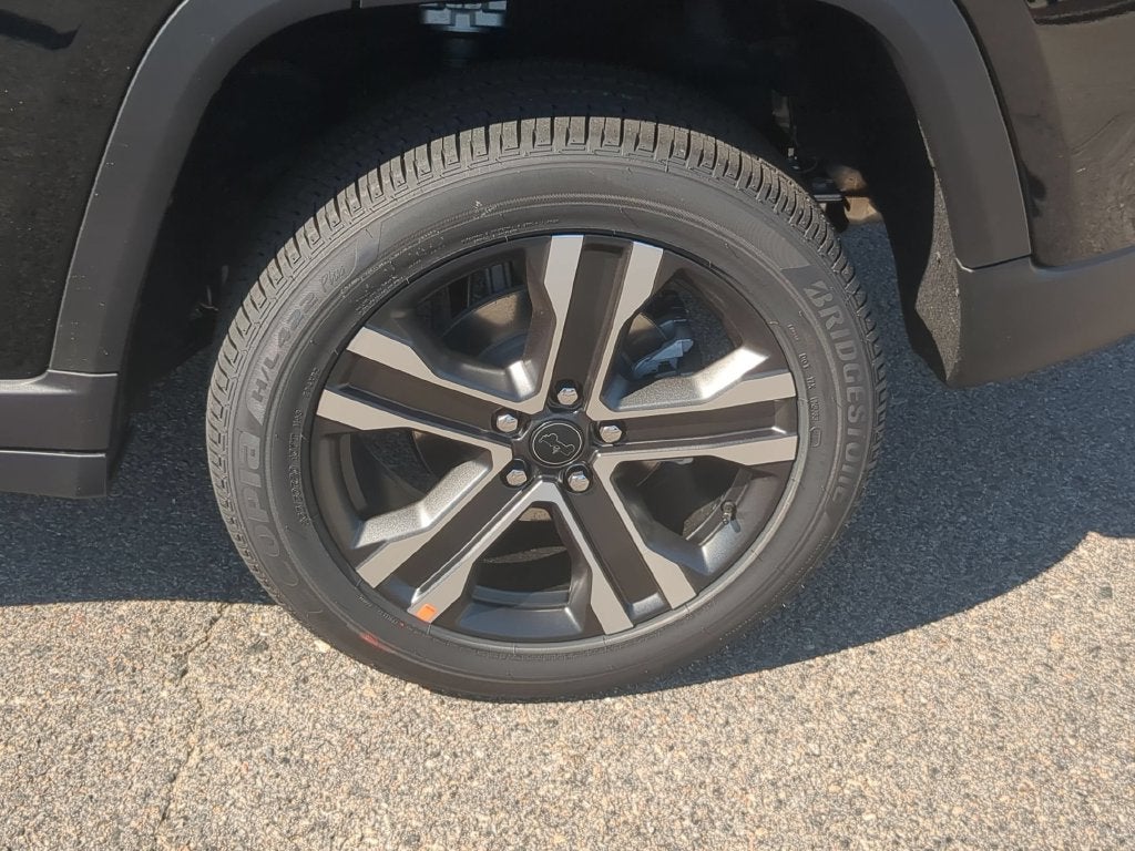 2027 Jeep Grand Cherokee GRAND CHEROKEE LIMITED 4X4