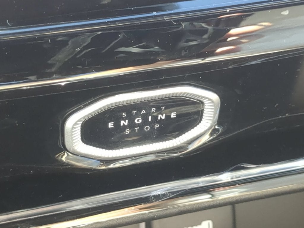 2027 Jeep Grand Cherokee GRAND CHEROKEE LIMITED 4X4