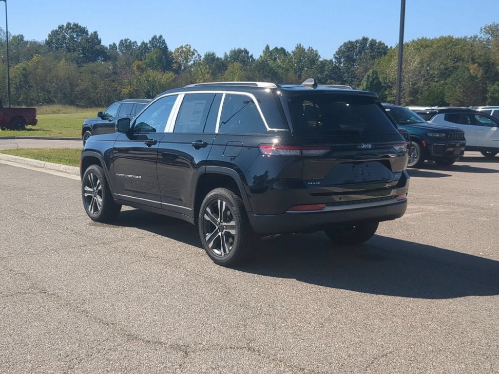 2027 Jeep Grand Cherokee GRAND CHEROKEE LIMITED 4X4