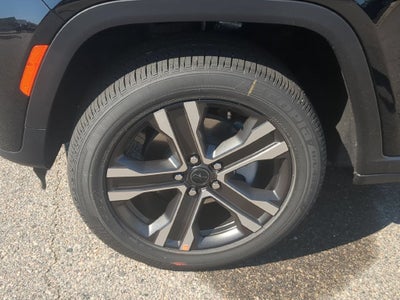 2027 Jeep Grand Cherokee GRAND CHEROKEE LIMITED 4X4