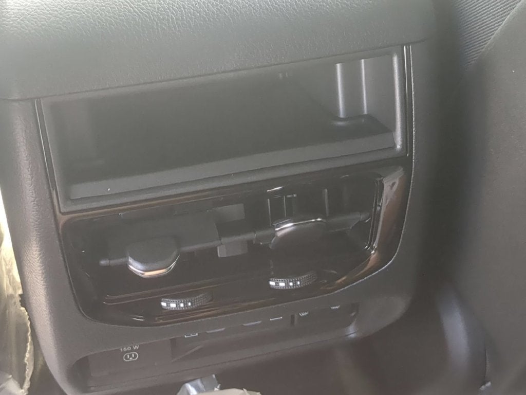 2027 Jeep Grand Cherokee GRAND CHEROKEE LIMITED RESERVE 4X4