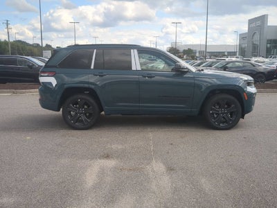 2027 Jeep Grand Cherokee GRAND CHEROKEE LIMITED RESERVE 4X4
