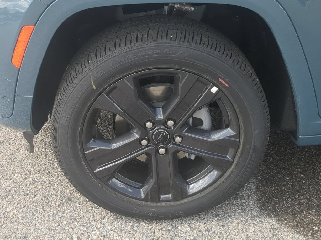 2027 Jeep Grand Cherokee GRAND CHEROKEE LIMITED RESERVE 4X4