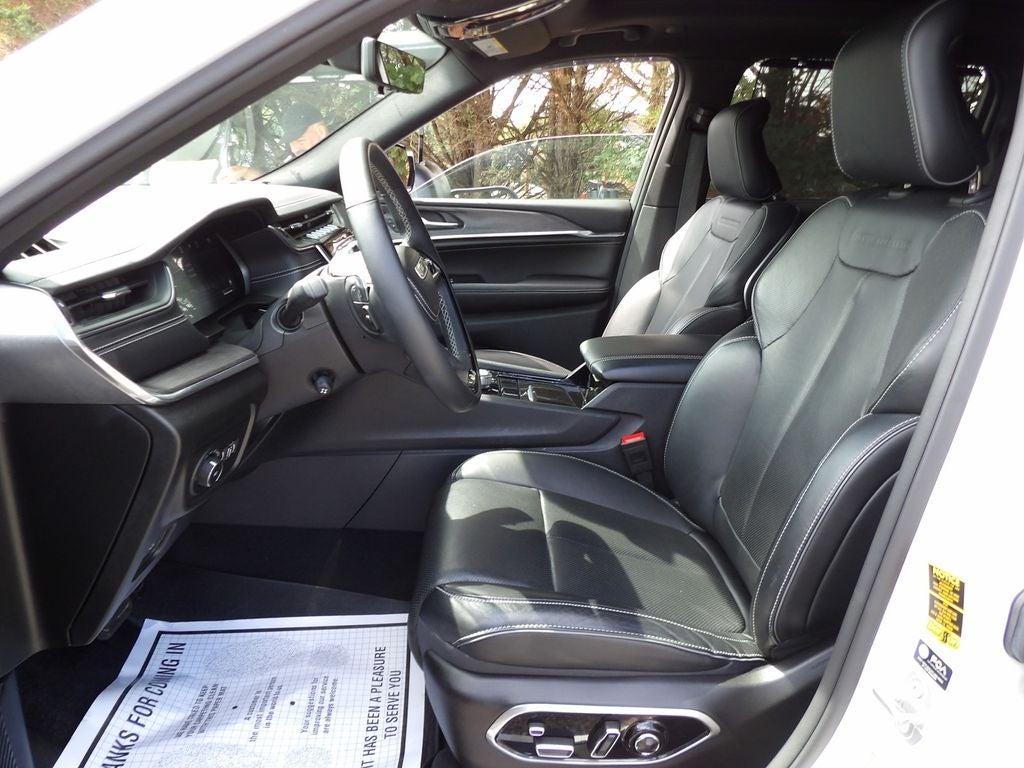 2024 Jeep Grand Cherokee Overland 4x4