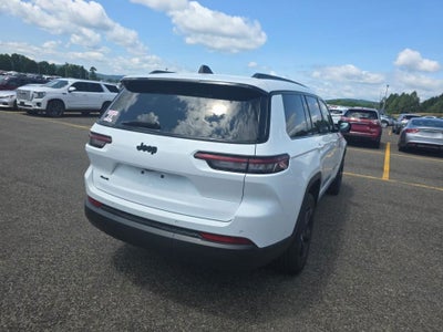 2023 Jeep Grand Cherokee L Altitude 4x4