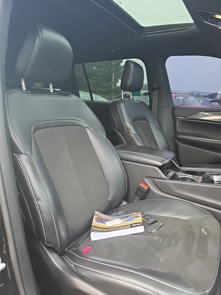 2022 Jeep Grand Cherokee L Altitude 4x4