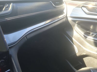2022 Jeep Grand Cherokee L Altitude 4x4