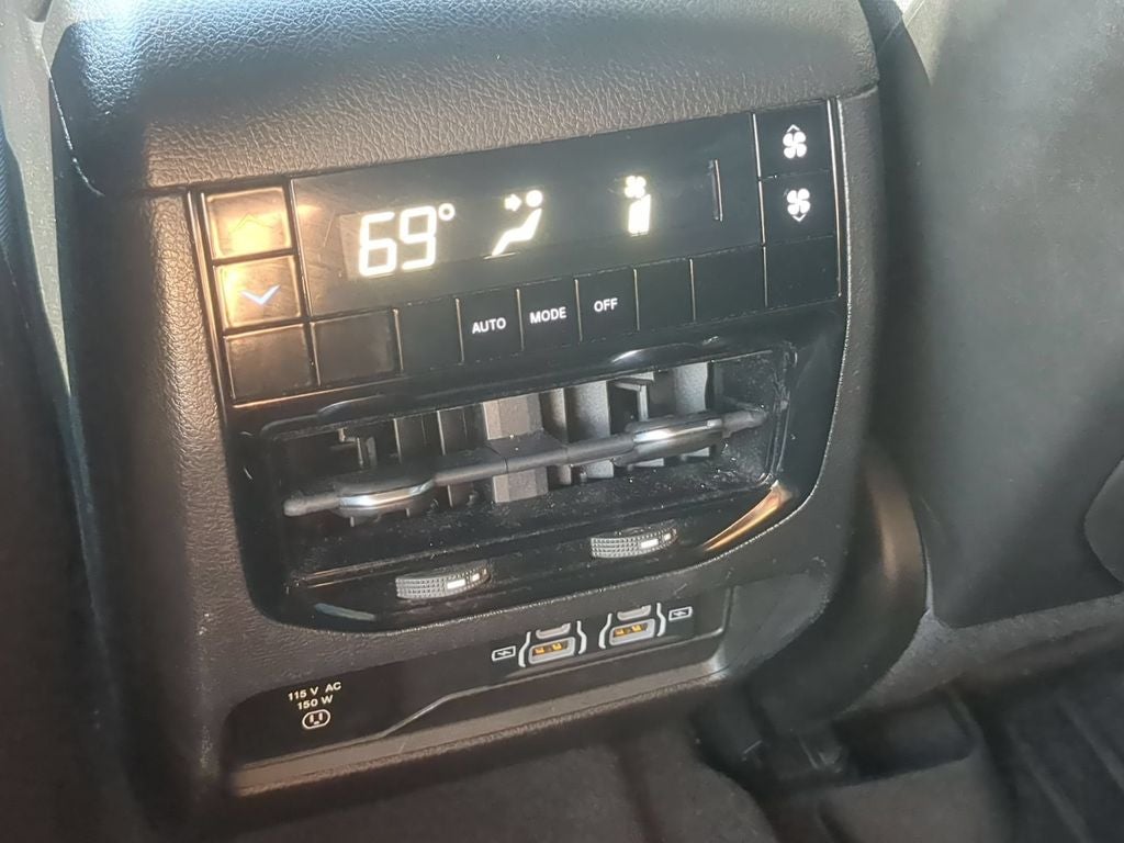 2022 Jeep Grand Cherokee L Altitude 4x4