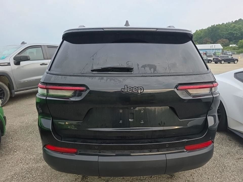 2022 Jeep Grand Cherokee L Altitude 4x4