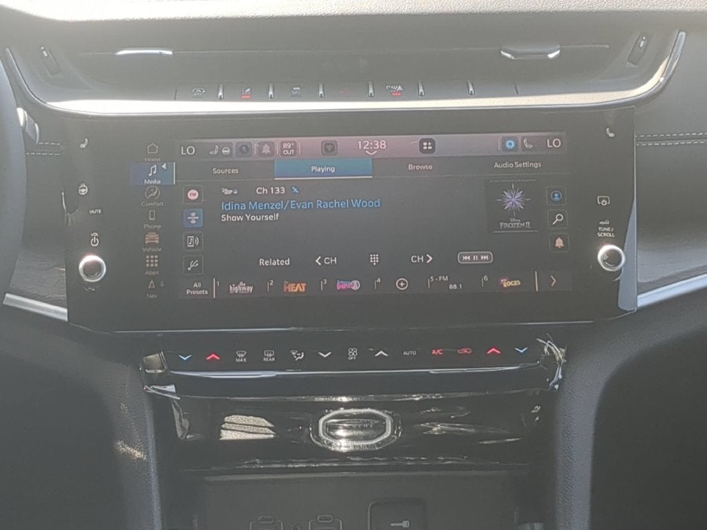 2027 Jeep Grand Cherokee L GRAND CHEROKEE L LAREDO ALTITUDE 4X4