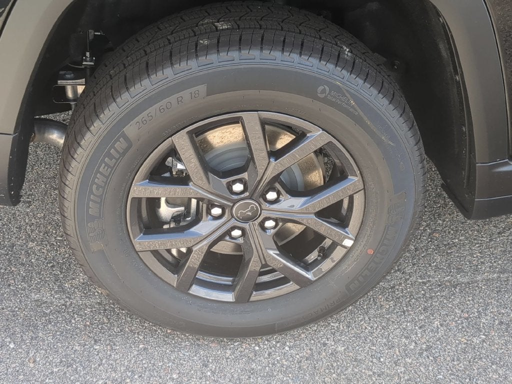 2027 Jeep Grand Cherokee L GRAND CHEROKEE L LAREDO ALTITUDE 4X4