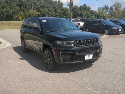 2027 Jeep Grand Cherokee L GRAND CHEROKEE L LAREDO ALTITUDE 4X4