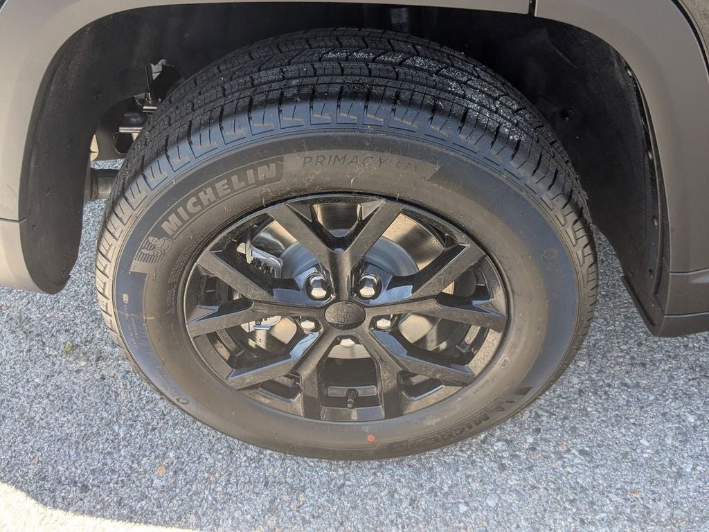 2026 Jeep Grand Cherokee L GRAND CHEROKEE L LAREDO ALTITUDE 4X4