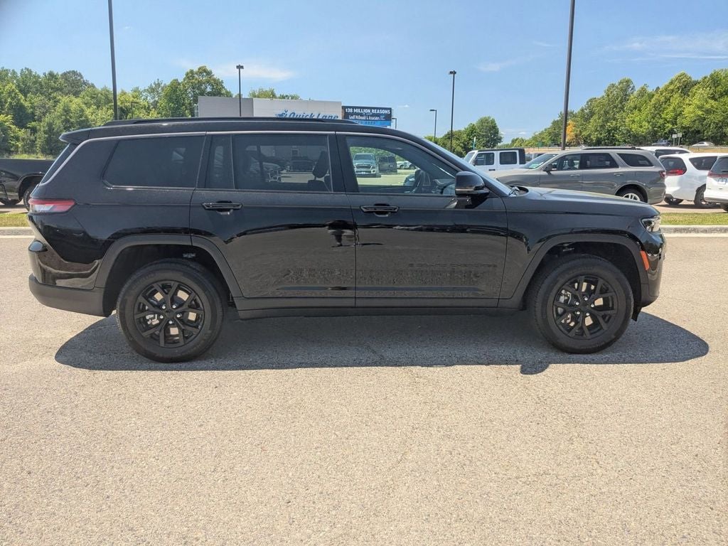 2026 Jeep Grand Cherokee L GRAND CHEROKEE L LAREDO ALTITUDE 4X4