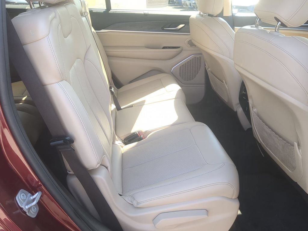 2022 Jeep Grand Cherokee L Limited 4x4