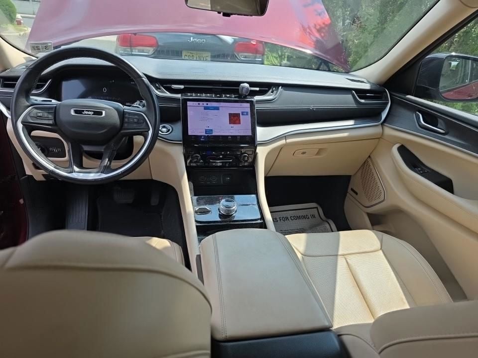 2022 Jeep Grand Cherokee L Limited 4x4
