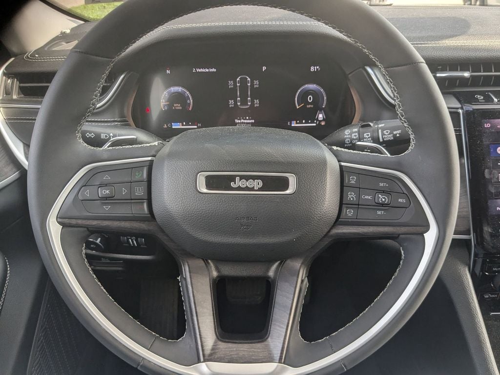 2023 Jeep Grand Cherokee L Limited 4x4