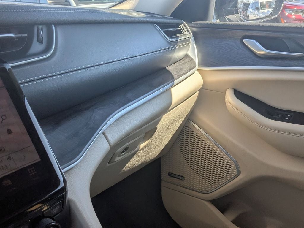 2022 Jeep Grand Cherokee L Limited 4x4