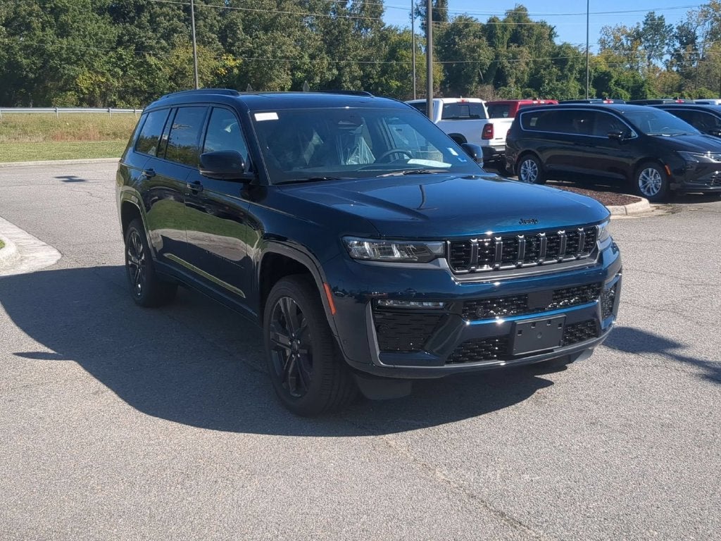 2027 Jeep Grand Cherokee L GRAND CHEROKEE L LIMITED RESERVE 4X4