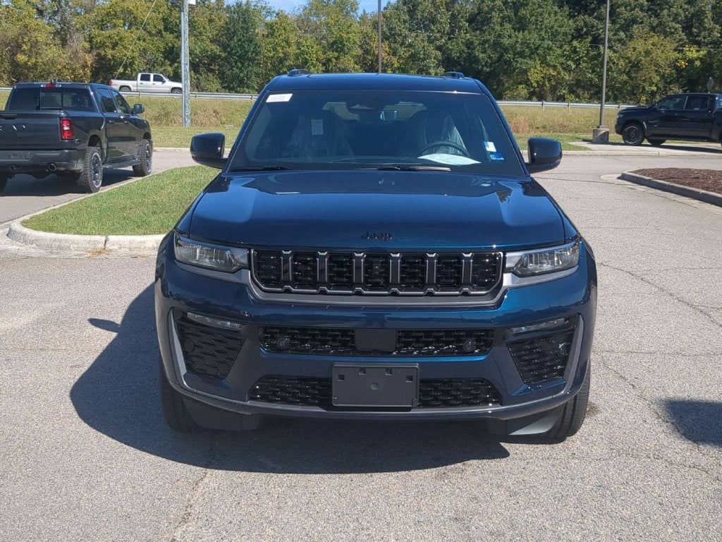 2027 Jeep Grand Cherokee L GRAND CHEROKEE L LIMITED RESERVE 4X4