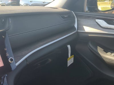 2027 Jeep Grand Cherokee L GRAND CHEROKEE L LIMITED 4X4