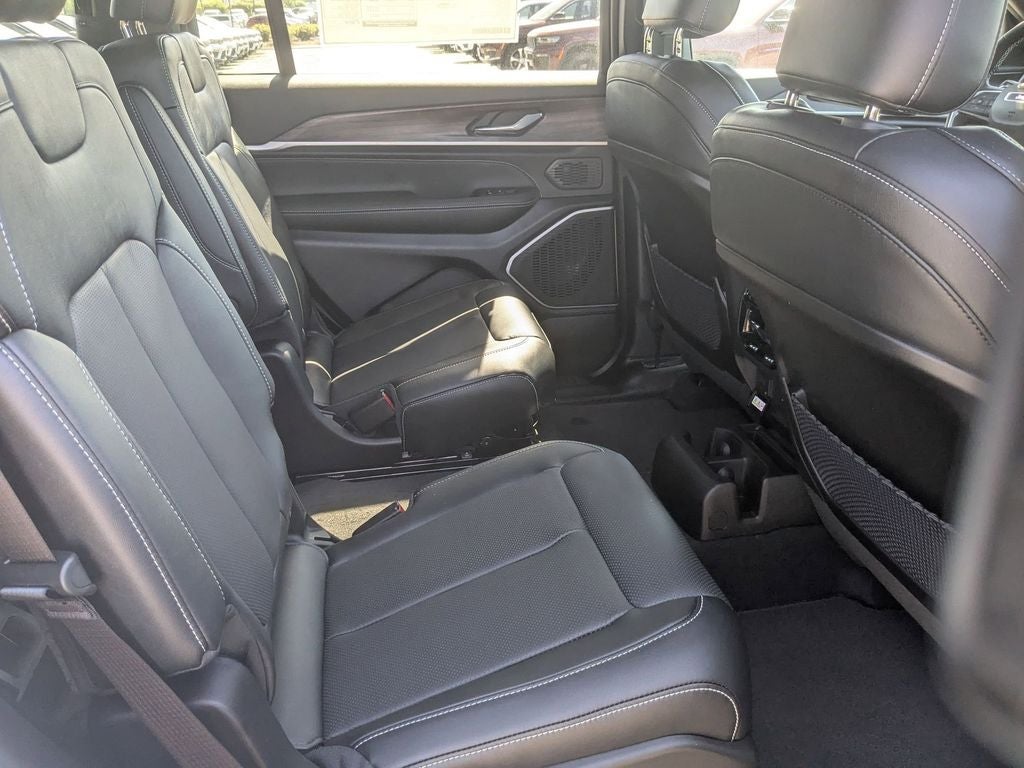 2026 Jeep Grand Cherokee GRAND CHEROKEE L LIMITED RESERVE 4X4