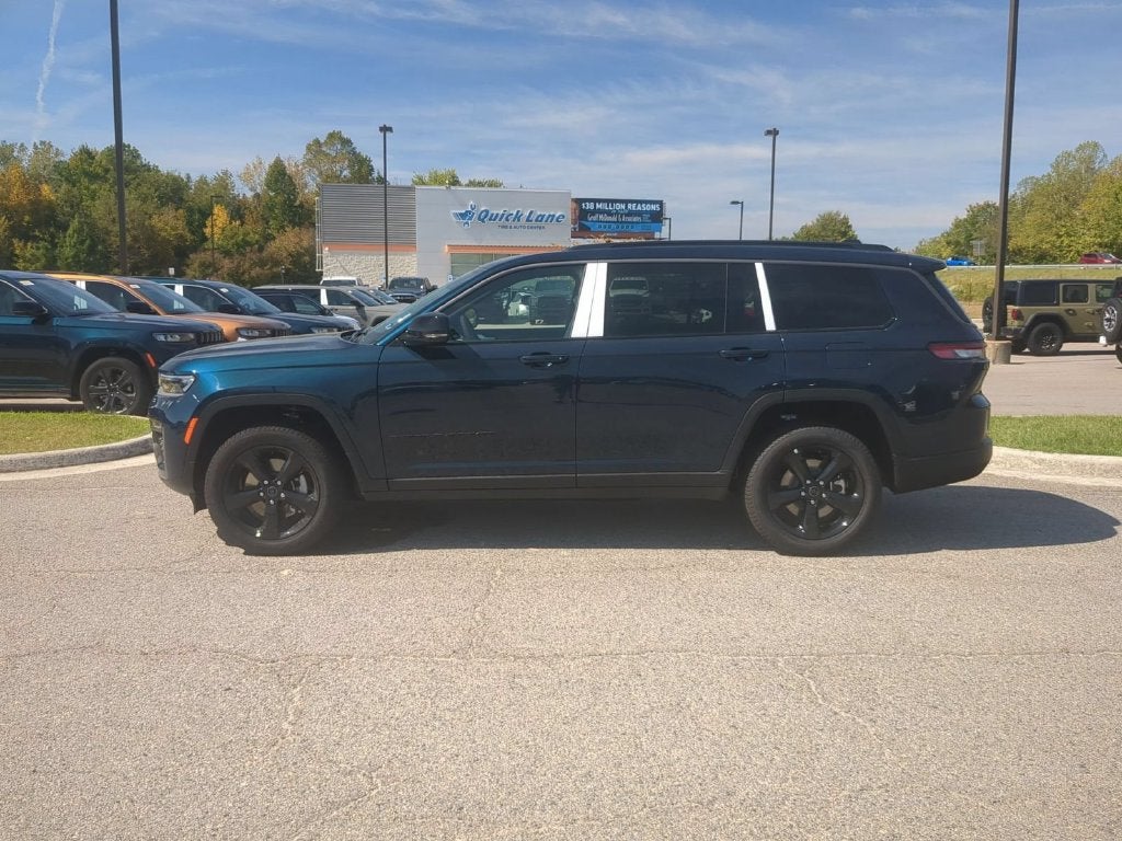 2027 Jeep Grand Cherokee L GRAND CHEROKEE L LIMITED 4X4