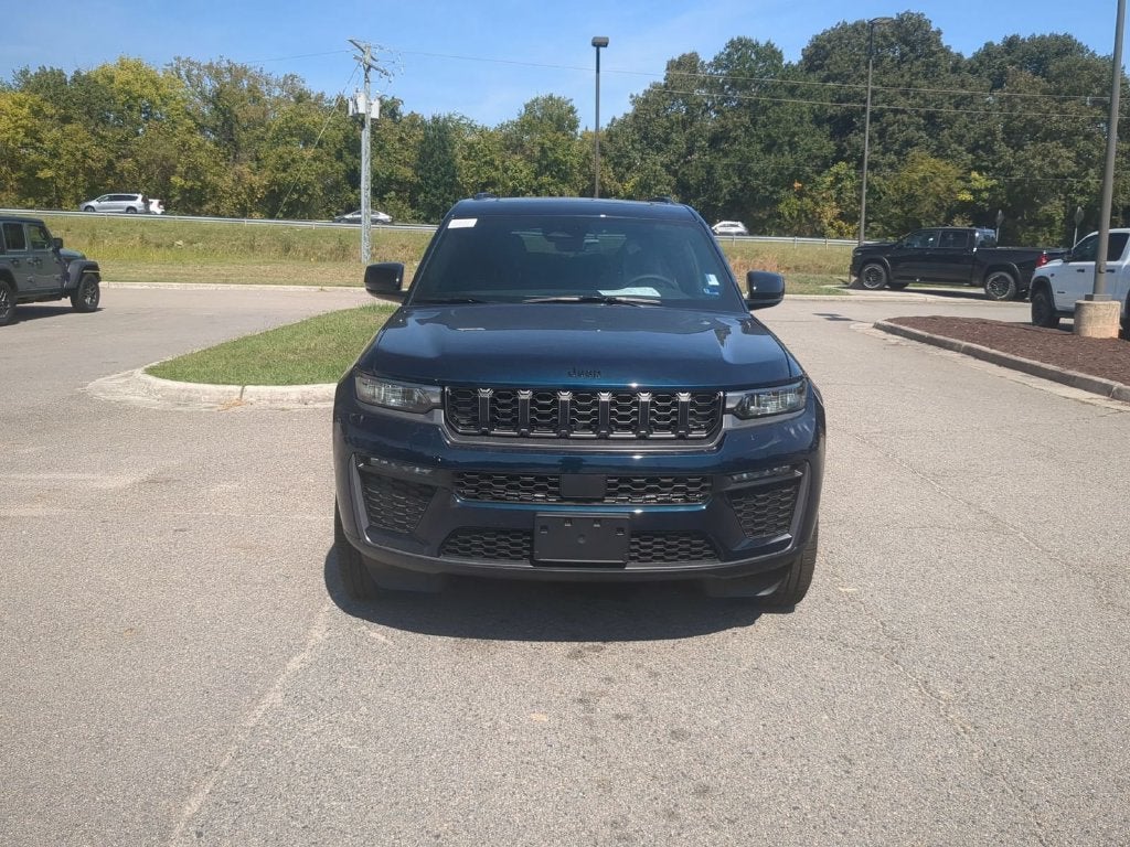 2027 Jeep Grand Cherokee L GRAND CHEROKEE L LIMITED 4X4