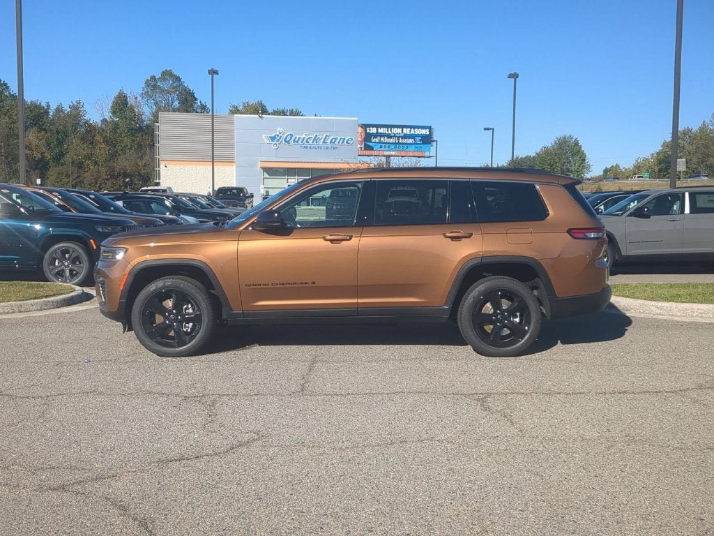2027 Jeep Grand Cherokee L GRAND CHEROKEE L LIMITED 4X4