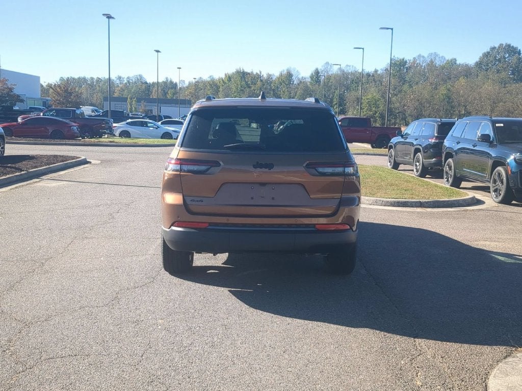 2027 Jeep Grand Cherokee L GRAND CHEROKEE L LIMITED 4X4
