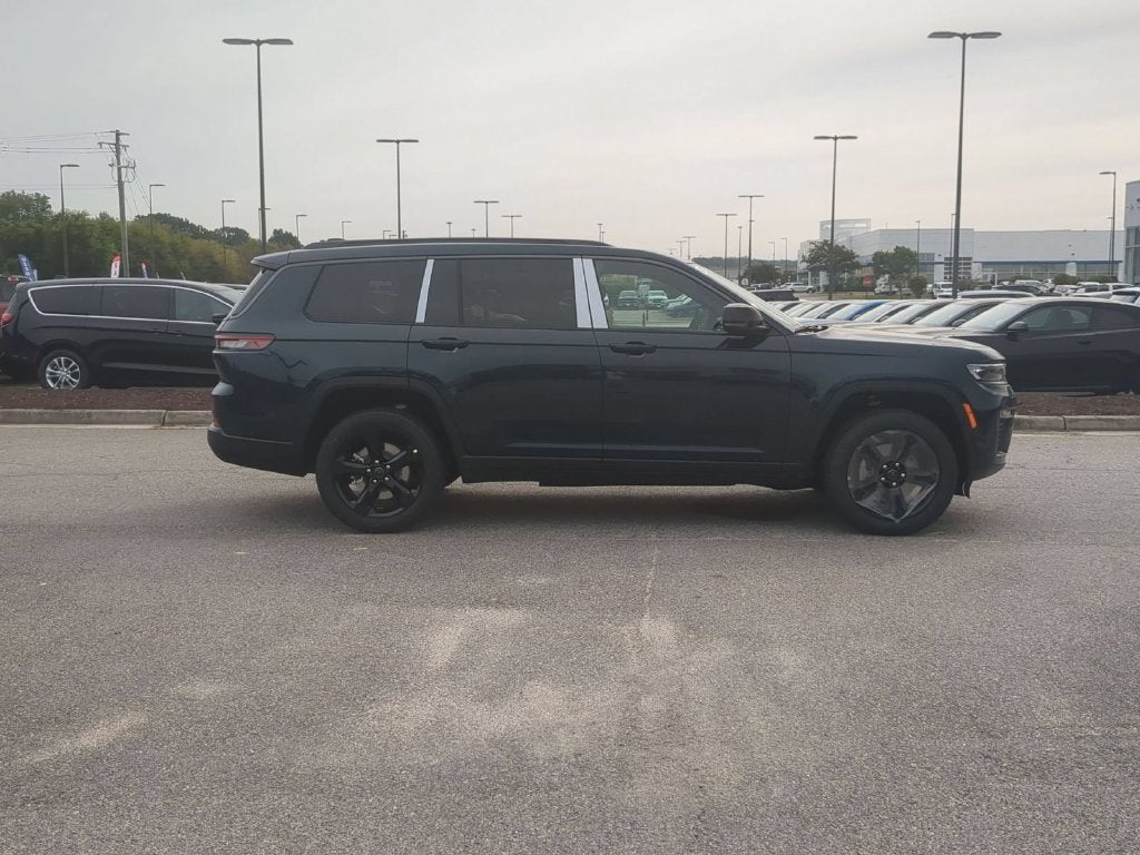 2027 Jeep Grand Cherokee L GRAND CHEROKEE L LIMITED 4X4