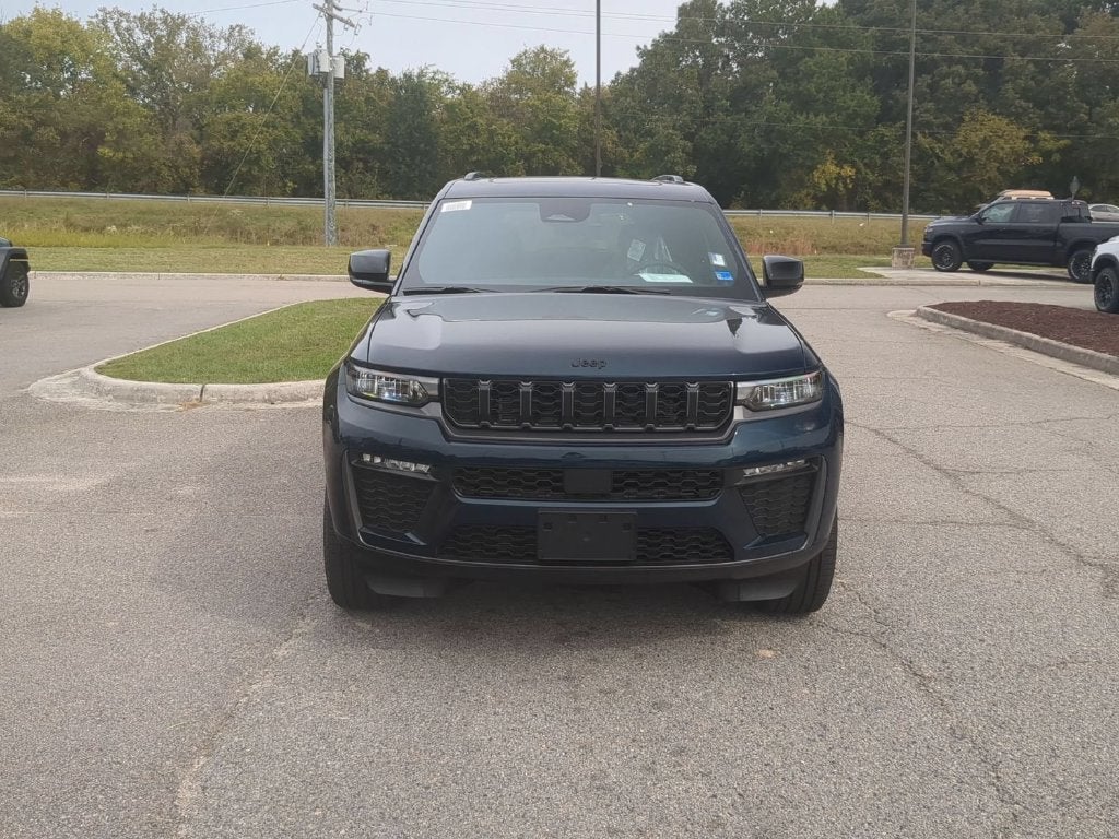 2027 Jeep Grand Cherokee L GRAND CHEROKEE L LIMITED 4X4