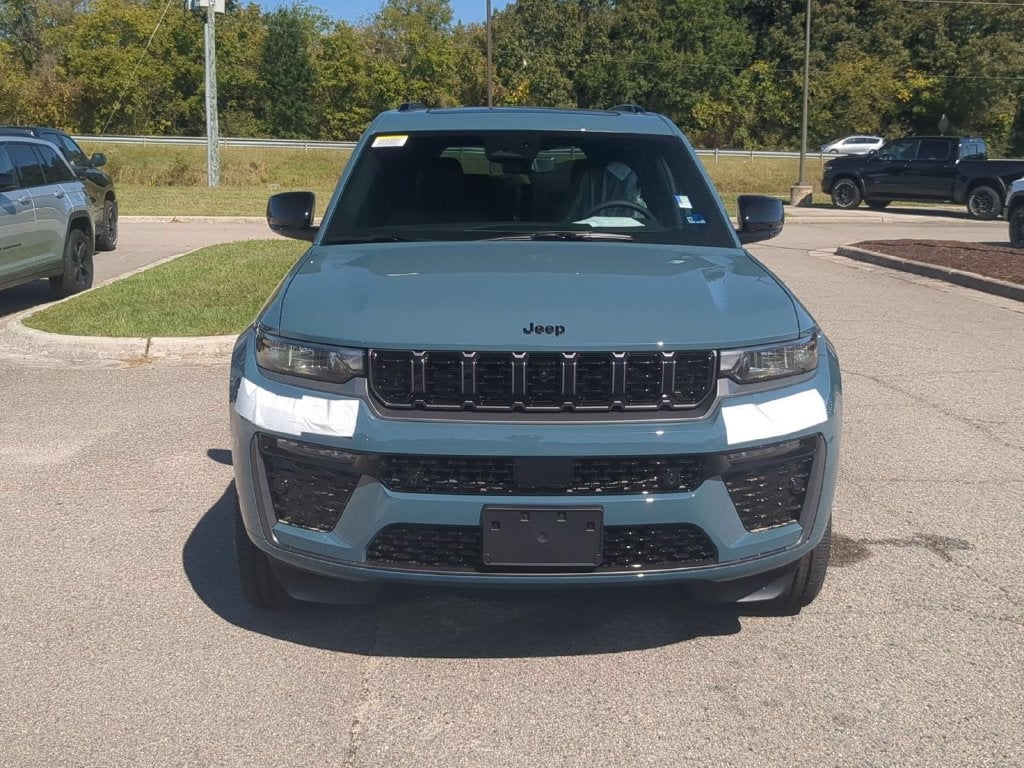 2027 Jeep Grand Cherokee L GRAND CHEROKEE L LIMITED RESERVE 4X4