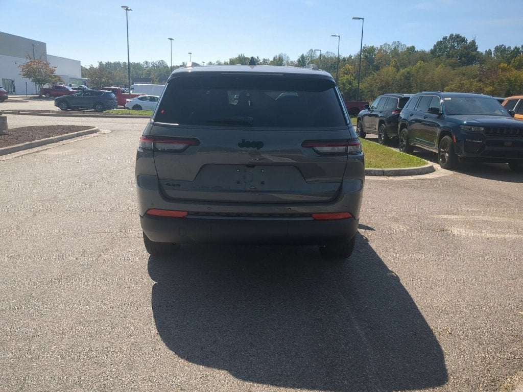 2027 Jeep Grand Cherokee L GRAND CHEROKEE L LIMITED 4X4
