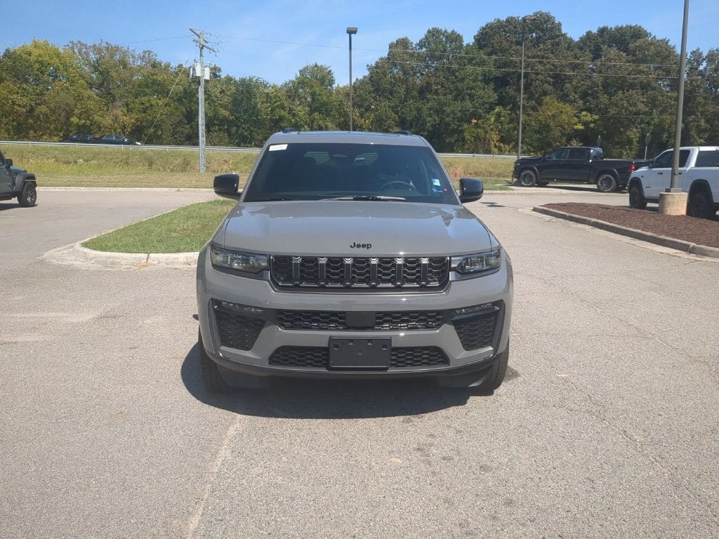 2027 Jeep Grand Cherokee L GRAND CHEROKEE L LIMITED 4X4