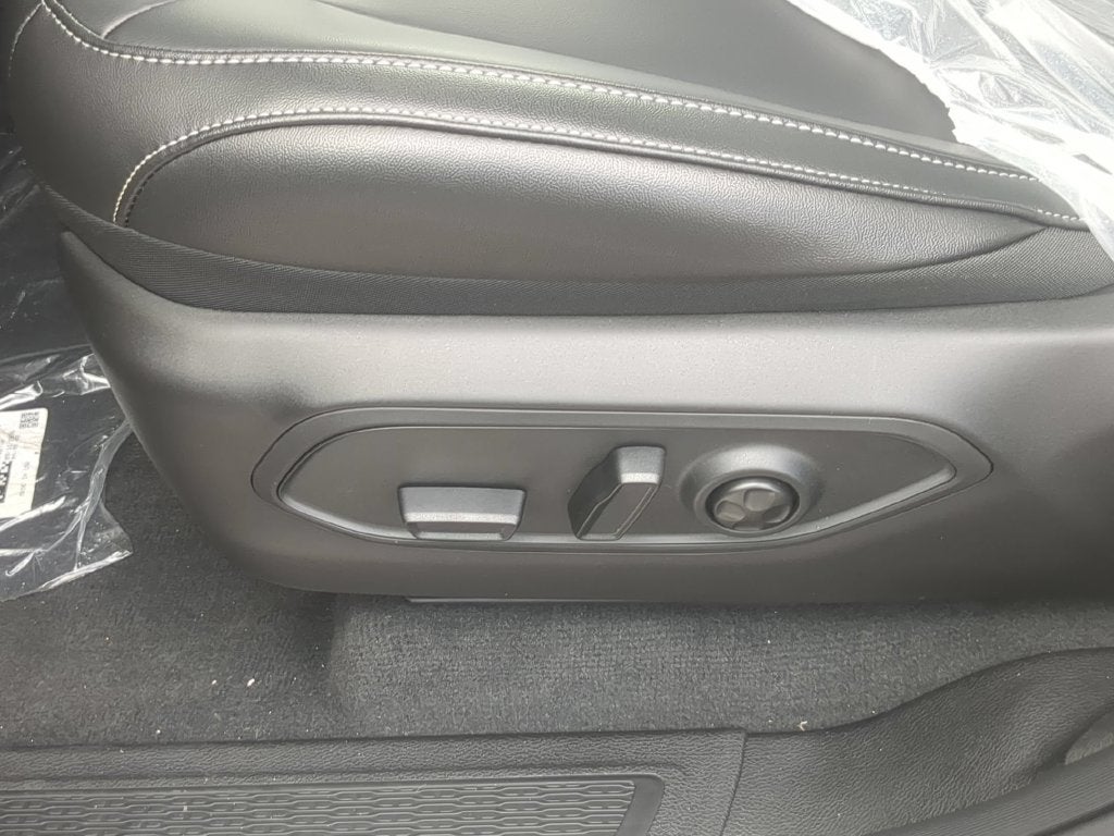 2027 Jeep Grand Cherokee L GRAND CHEROKEE L LIMITED 4X4
