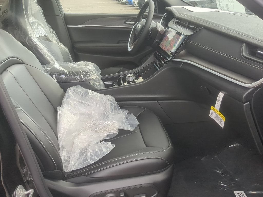 2027 Jeep Grand Cherokee L GRAND CHEROKEE L LIMITED 4X4