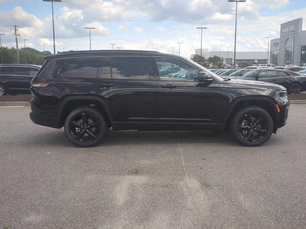 2027 Jeep Grand Cherokee L GRAND CHEROKEE L LIMITED 4X4